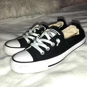Black Low-top converse